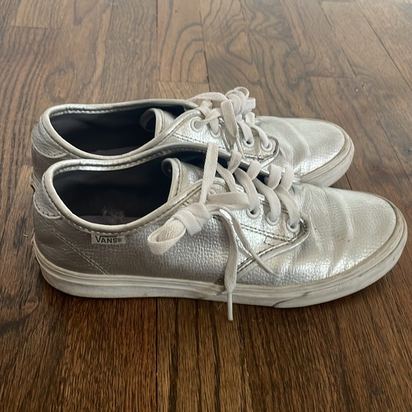 Silver Leather Vans Laceups Women 8.5 - Picture 3 of 8
